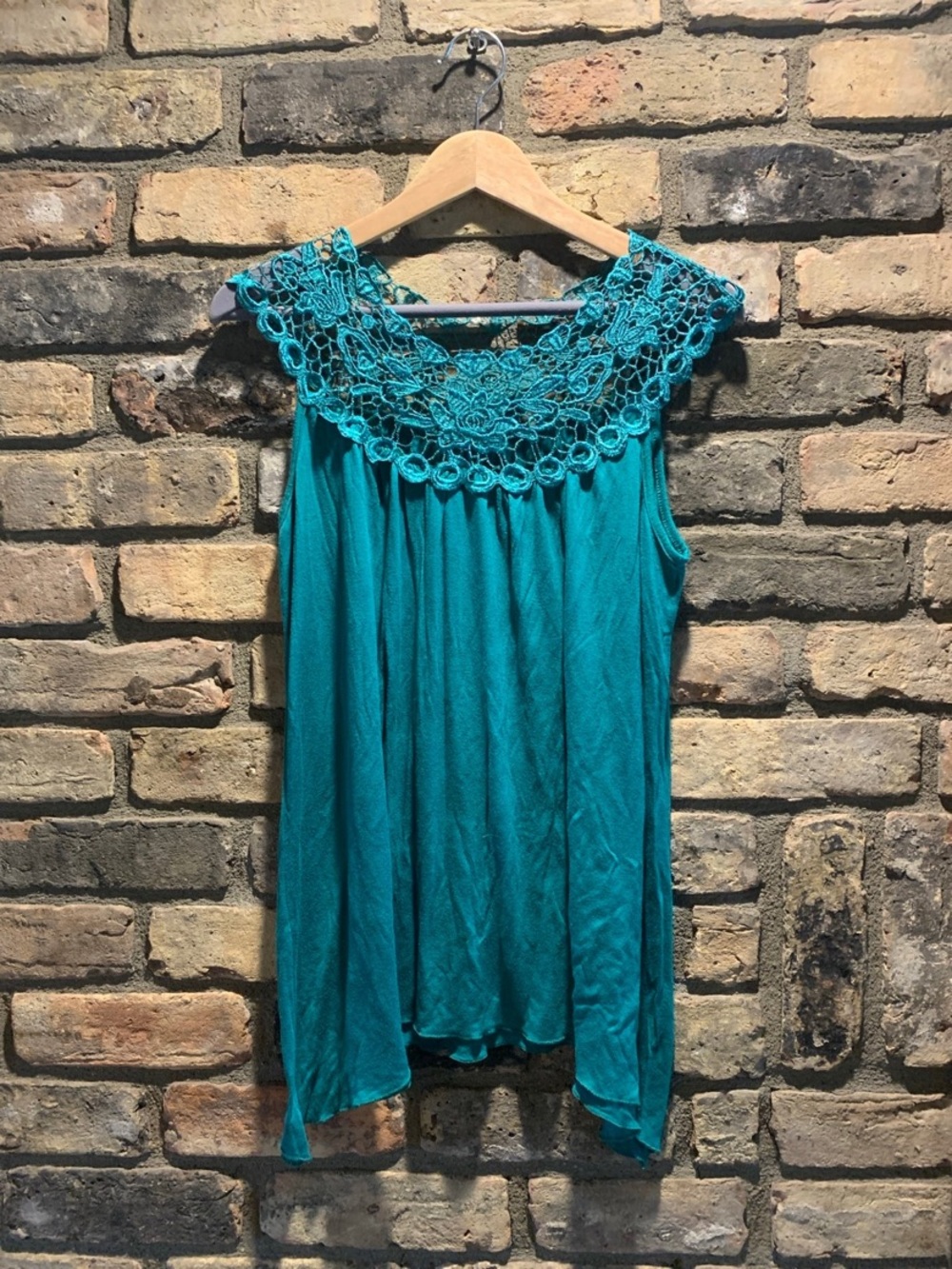 Teal Crochet-Yoke Lace Sleeveless blouse top shirt
